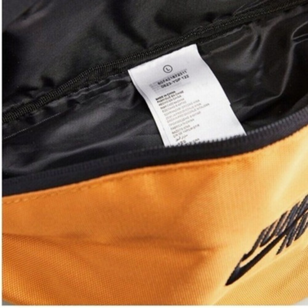 Jordan Jumpman Waist Bag Fanny Pack Orange‎ Black Mens Size Large Adjustable NWT - Picture 4 of 10